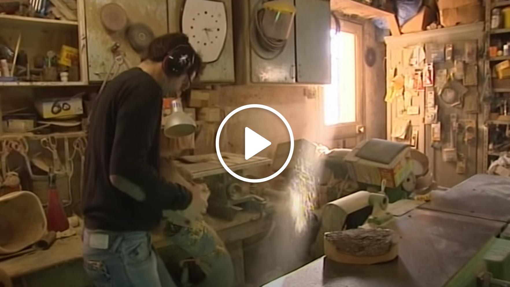 Aperçu de la vidéo Journal télévisé - Passage du Travail du Bois d'olivier  sur France 3